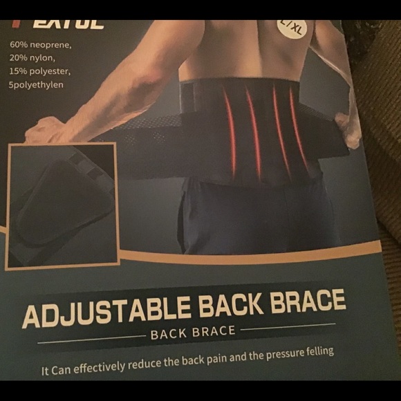 Adjustable back brace - Picture 3 of 8